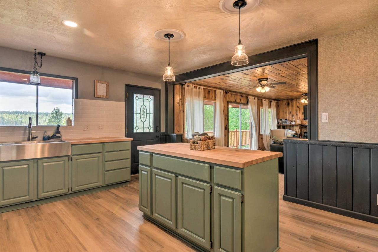Pet-Friendly Duck Creek Village Retreat With Deck! Kültér fotó