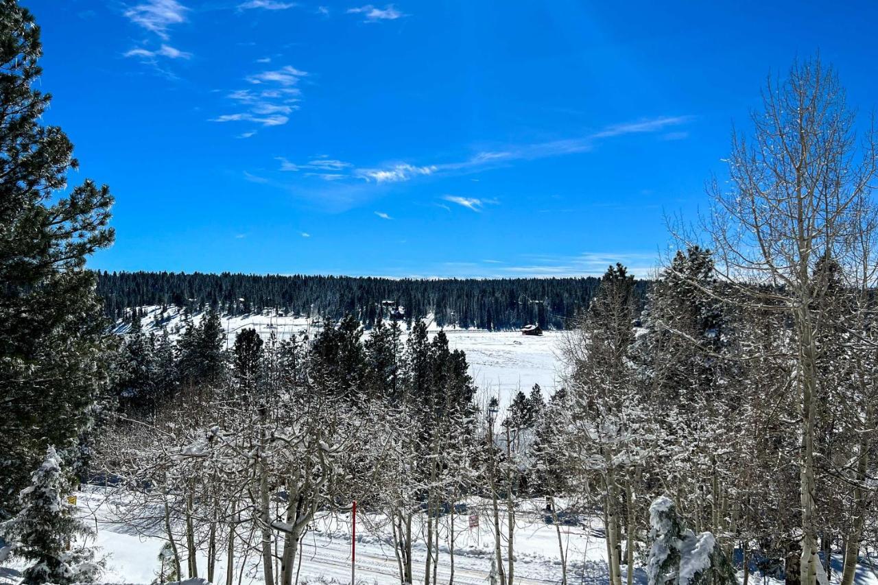 Pet-Friendly Duck Creek Village Retreat With Deck! Kültér fotó