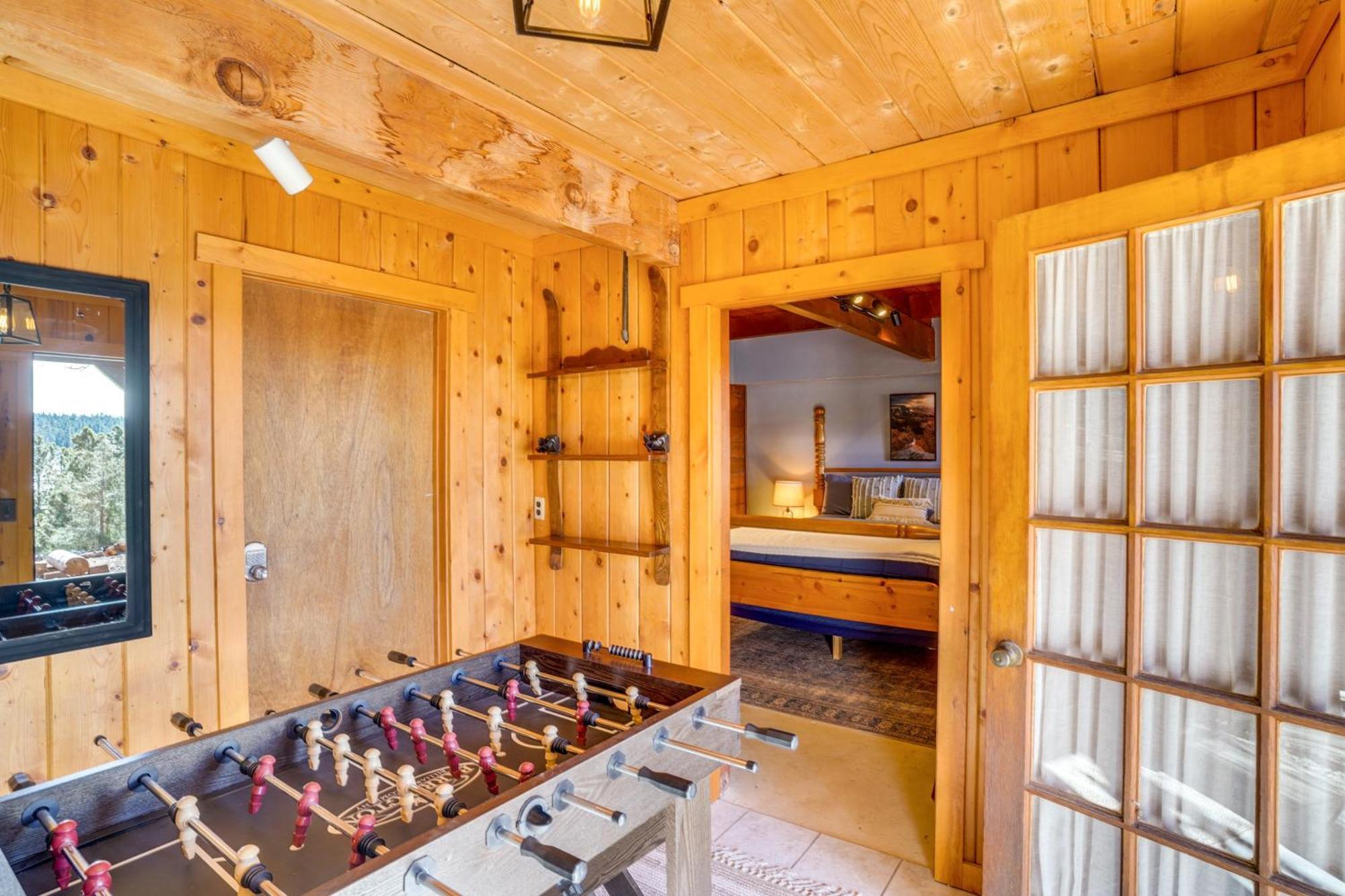 Pet-Friendly Duck Creek Village Retreat With Deck! Kültér fotó